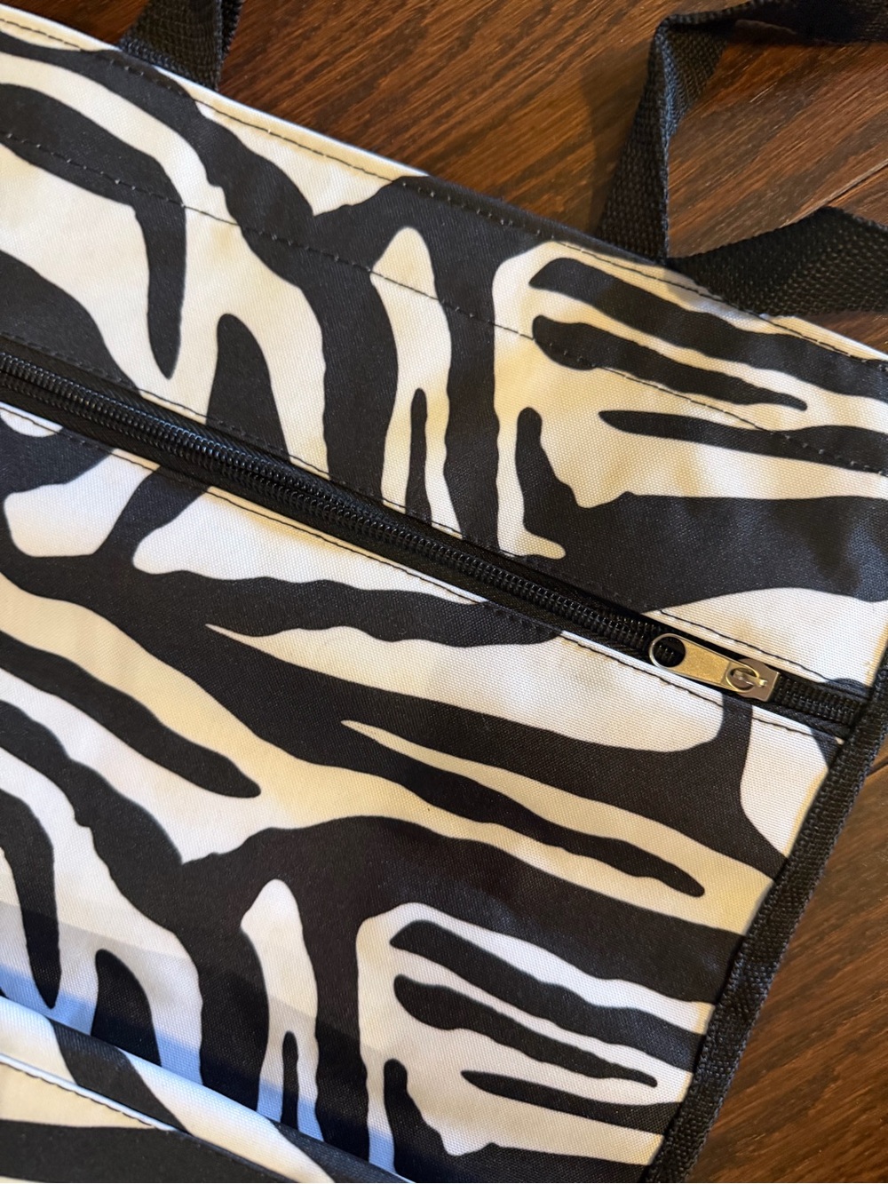 Two Patterned Tote Bags - Picture 5 of 9